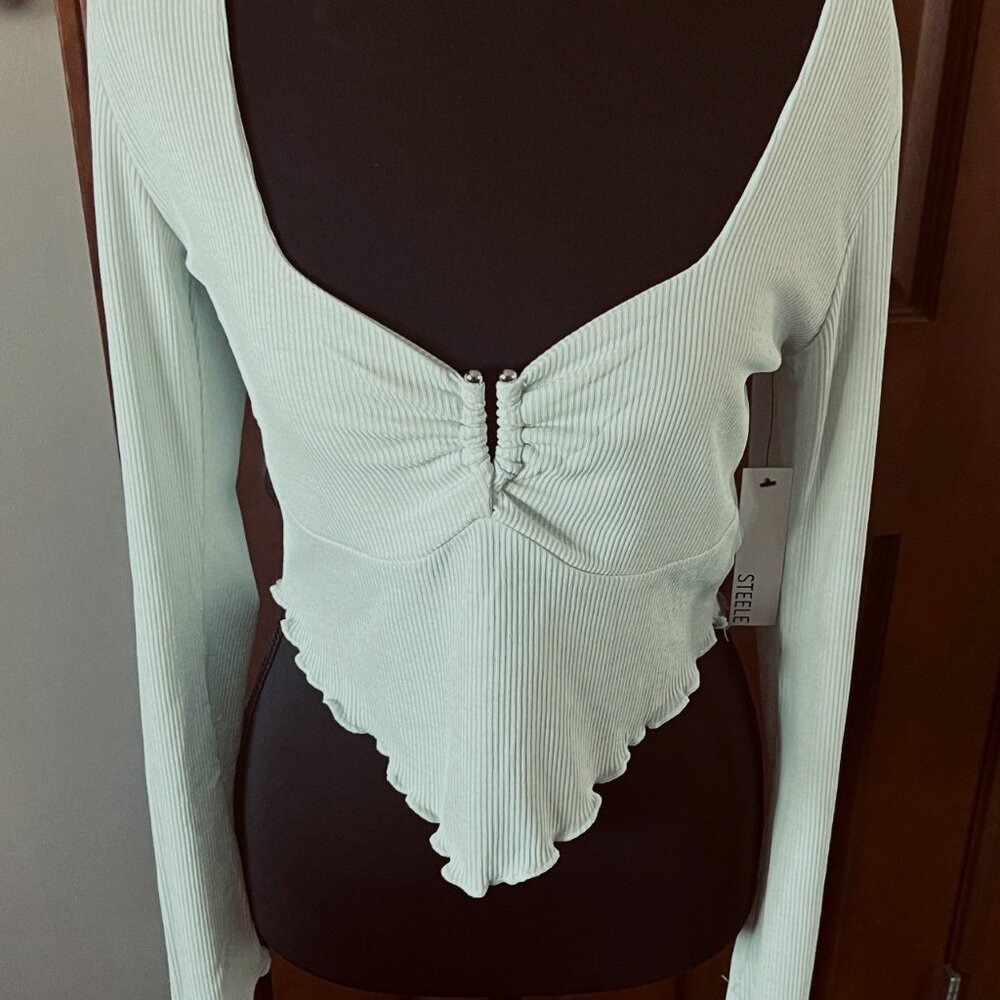 New STEELE Sage, CropTop Size Medium rib Knit Butterfly sleeves